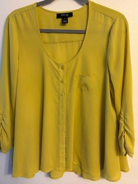 Women's 3/4 Sleeve button up swing blouse Chartreuse Petite Large Style & Co.